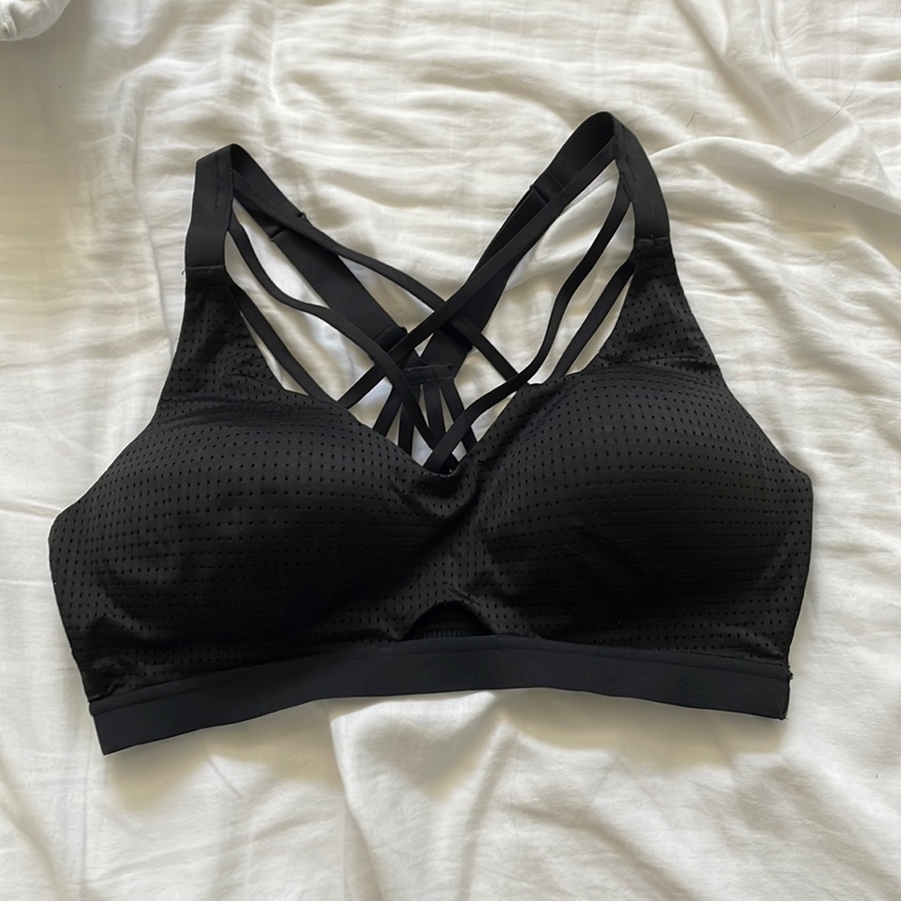 Victoria’s Secret sport bra